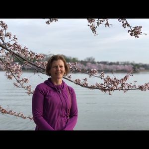 Meet your Posher, Leena